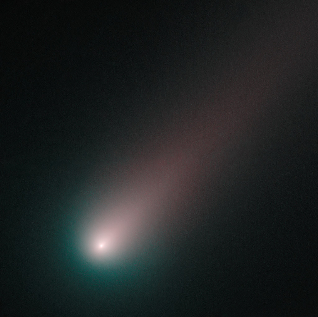 Hubble's Last Look at Comet ISON Before Perihelion