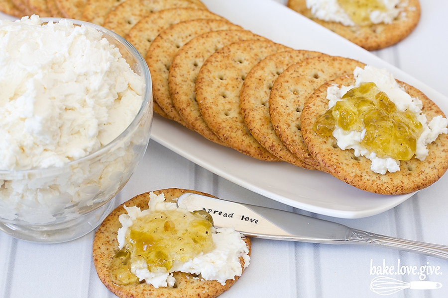 Fast & Fabulous Feta Spread perfect for holiday entertaining!