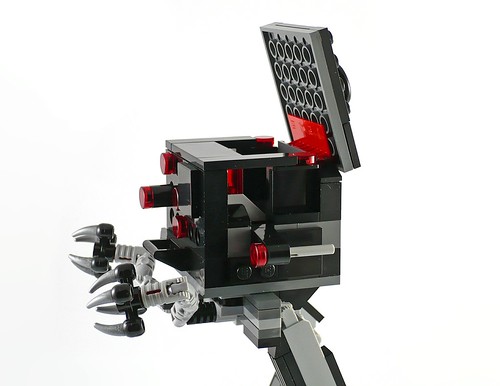 LEGO The Movie 70807 MetalBeard's Duel 11