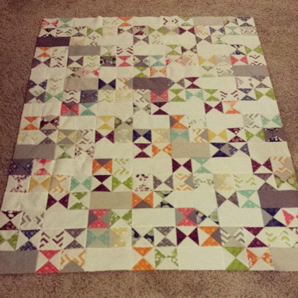 Had to finish this quilt top to get it off my design wall. Ohhhh darn. It's been a fantastically quilty weekend. ♡♥♡♥