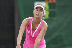 2013.09.23 Shuai Peng 彭帅 beats Risa Ozaki 尾崎理沙