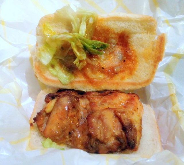 KFC in Chengdu - chicken burger-002