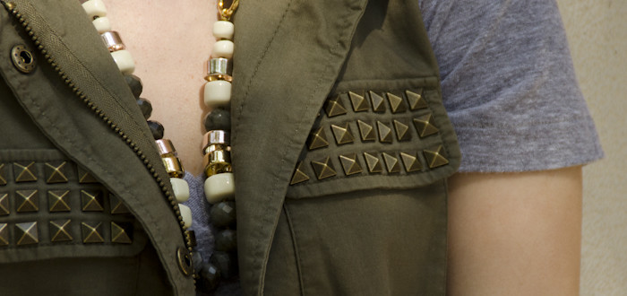 august outfit, vests with shorts, outfit blog, navy and green, forever21 studded vest, summer layers