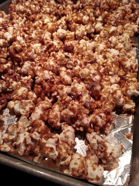 caramel popcorn (home-made)