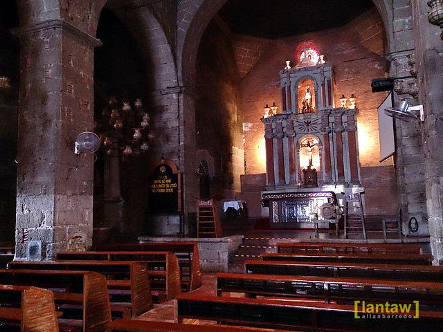 Las Piñas Church - Altar