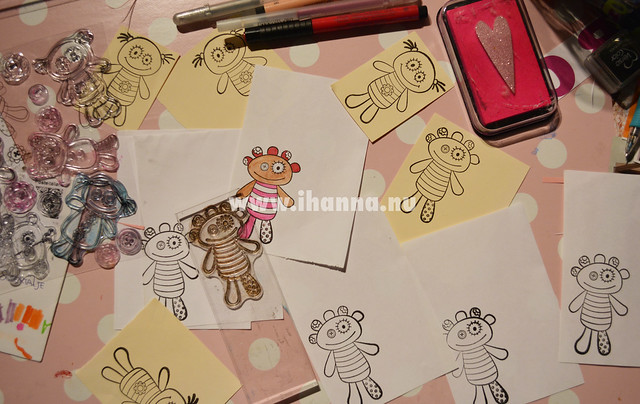 Making a stamped notepad (Copyright Hanna Andersson)