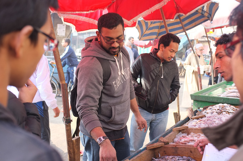Ras El Bar market pilih ikan