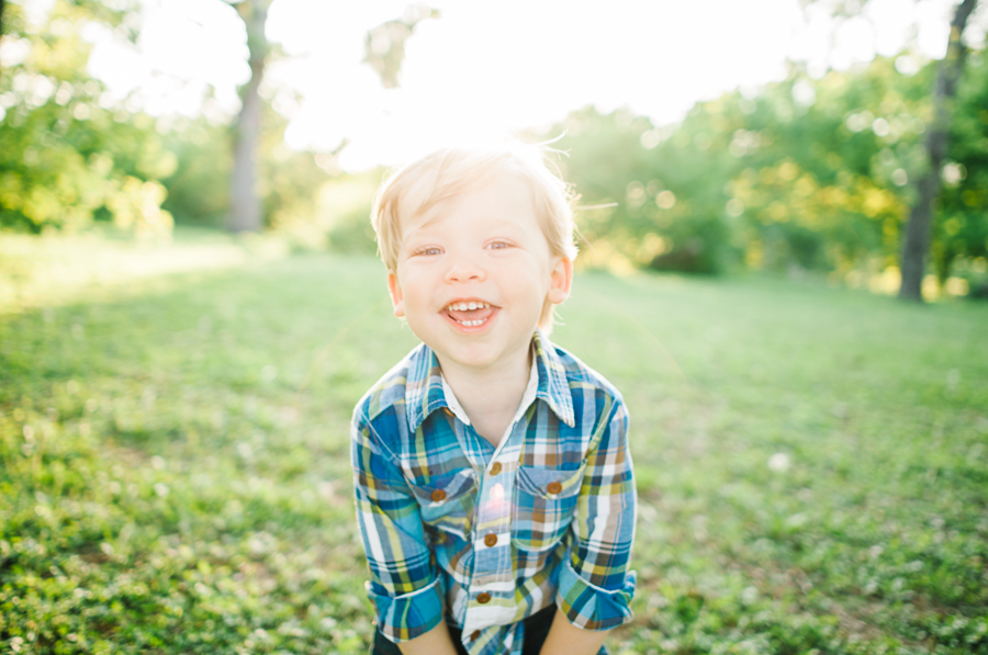 happy smiling child photos in dallas by zoe dennis photography