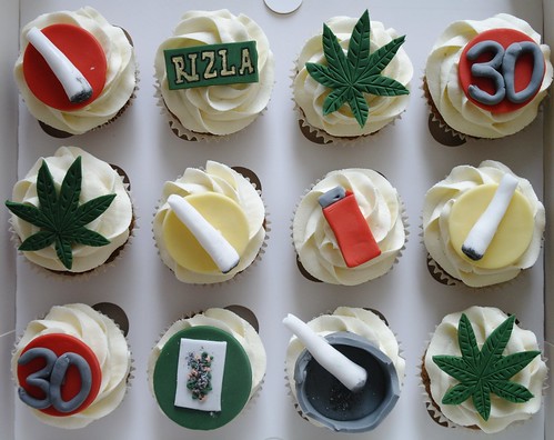 Cannabis Themed Cupcakes