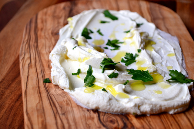 Labneh (cream cheese) recipe (3)