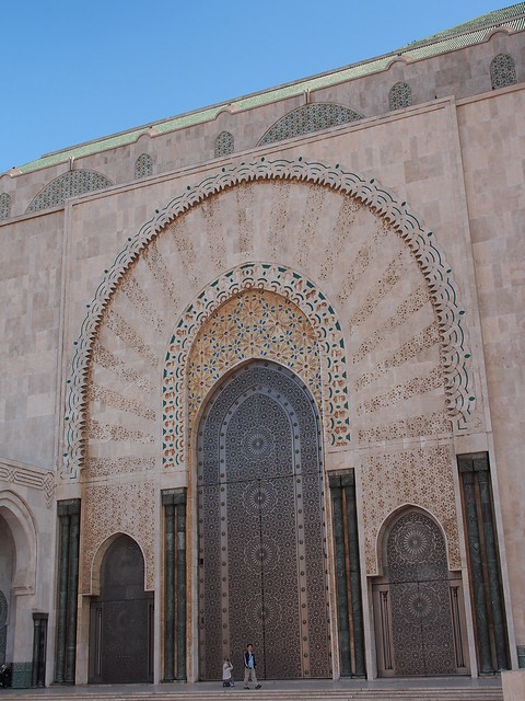 HASSAN II清真寺的大門之一