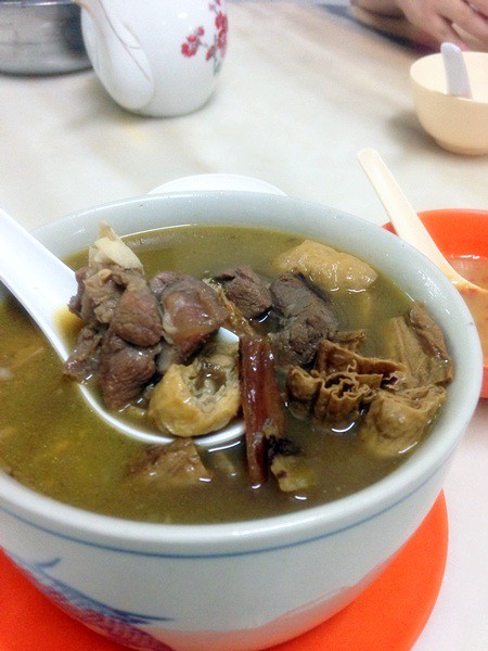 heng hong tin kee restaurant - famous malacca hainanese mutton herb soup-002