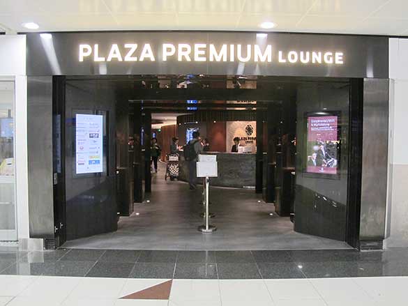 香港国際空港にあるラウンジ 「PLAZA PREMIUM LOUNGE」