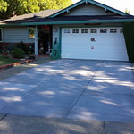 Broom Finish Driveway With Light Grey Color In Vacaville