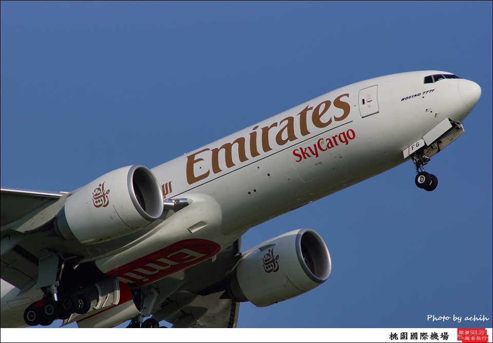 Emirates A6-EFG-006