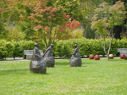 DSCN9257 _ Sculpture Garden, De Young Museum, San Francisco