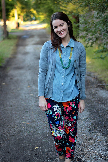 floral-pants-chambray-with-cardigan-3