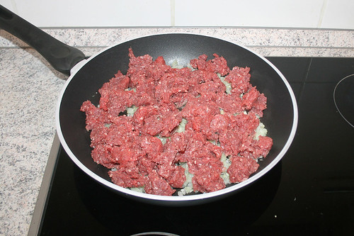 17 - Hackfleisch addieren / Add ground meat