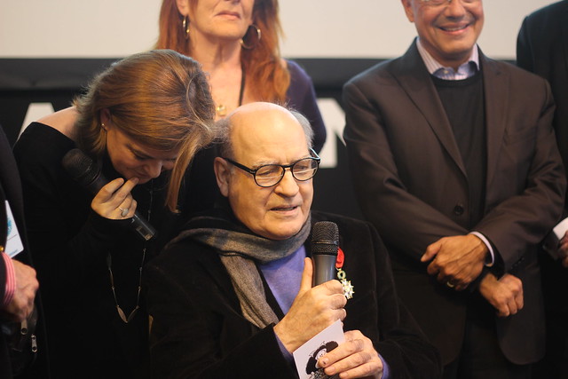 Quino (Mafalda) reçoit la Légion d'Honneur au Salon du Livre de Paris 2014