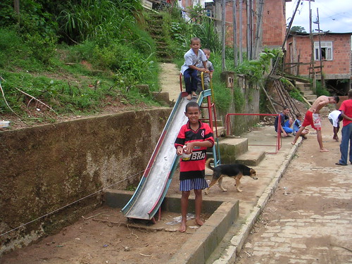 a makeshift playground (by: Nate Cull, creative commons)