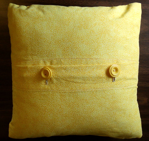 Calavera pillow - back