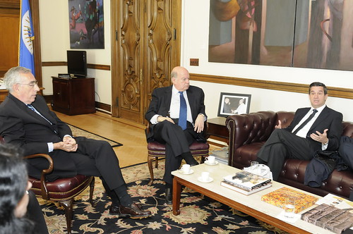 Secretario General de la OEA se reunió con Presidente de Universidad de La Rioja de España