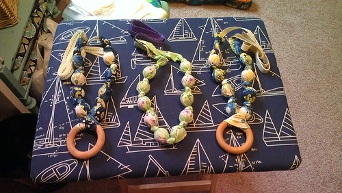 Teething necklaces by teawithfrodo