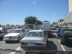 2010. Circulation routière à Nouakchott. Crédit photo ; Pascal Cuzon