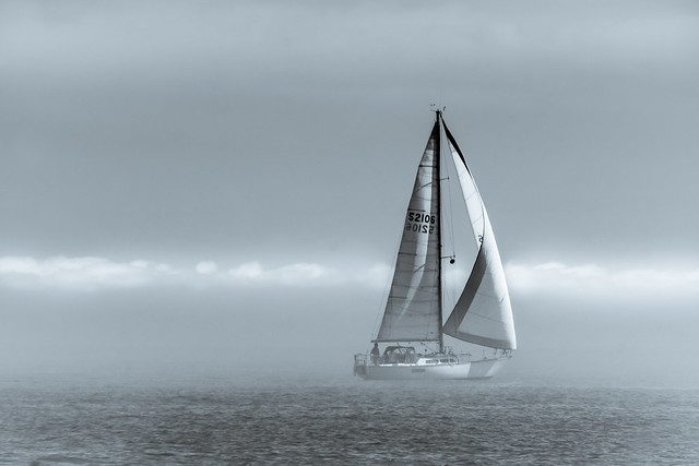 Sailing, Sailboat, Boating, Mist, Lake Michigan