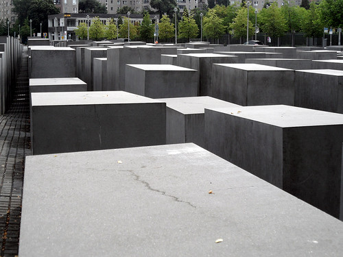 Denkmal für die ermordeten Juden Europas (Holocaust-Mahnmal) Berlin-Mitte, Juli 2013