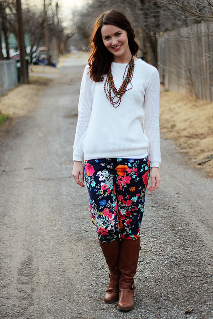 floral-pants---sweater-5