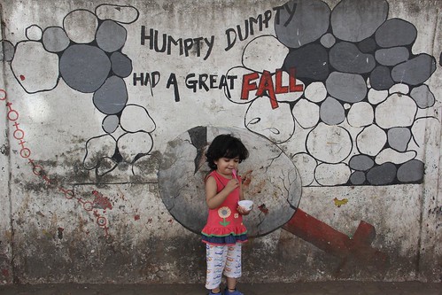 Humpty Dumpty by firoze shakir photographerno1