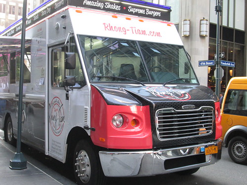 Rhong-Tiam truck, 47th St. NYC. Nueva York