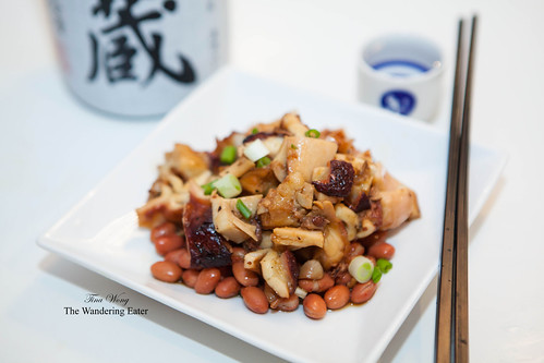 Stewed octopus with beans