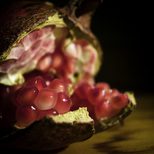 Autumn Harvest Pomegranate 2013 01