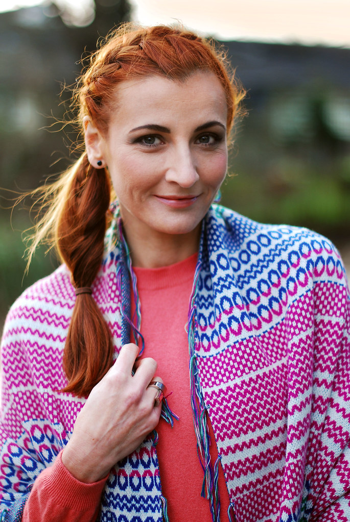 Multicoloured shawl & coral sweater