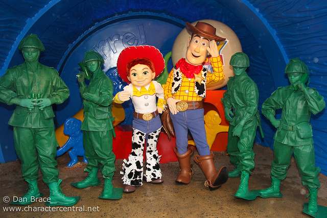 Meeting Woody, Jessie and the Green Army Men