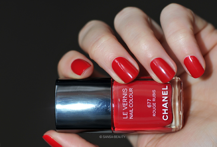 Chanel - Rouge Rubis 677