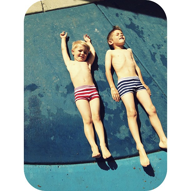 Cool kids at the pool. #sortof #vscocam #vscocam_kids #afterlight