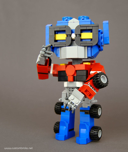 Robot in Disguise by customBRICKS