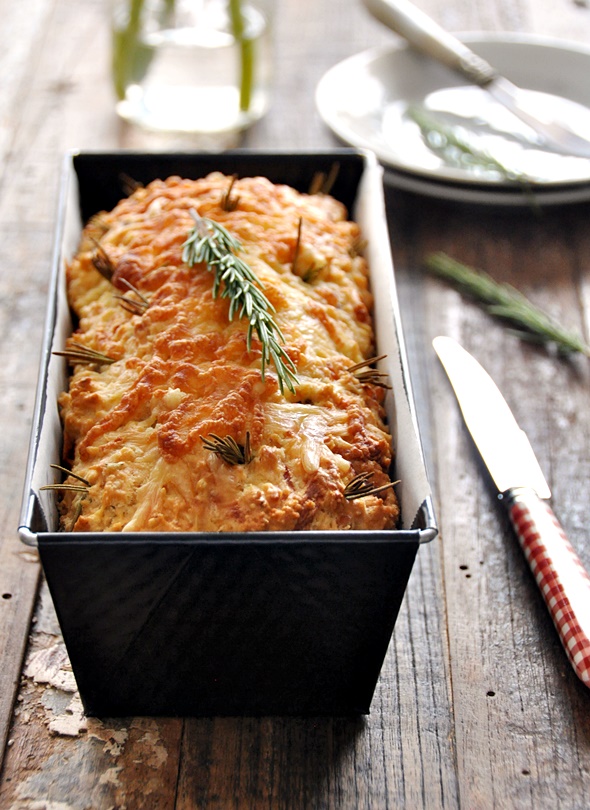Cheesy Rosemary and Pecan Damper Loaf | www.fussfreecooking.com