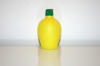 09 - Zutat Zitronensaft / Ingredient lemon juice