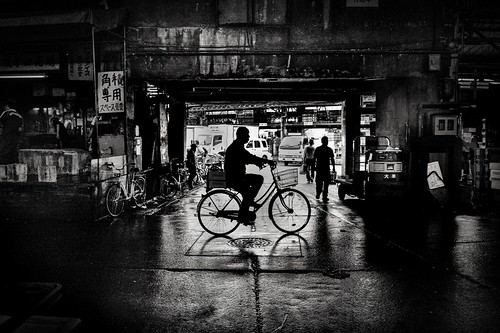 Tsukiji Man on his bike by Gavin Mills Photography
