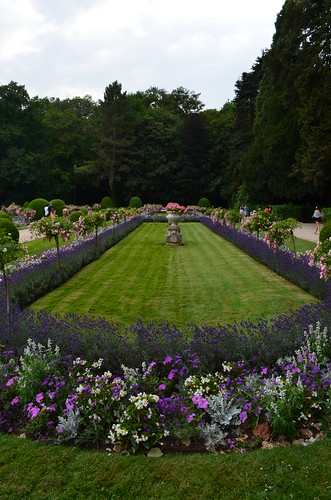 Chateau de Chenonceau perfect flower garden