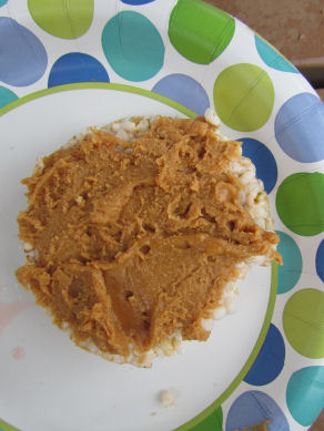 Rice Cake with Peanut Butter and Honey