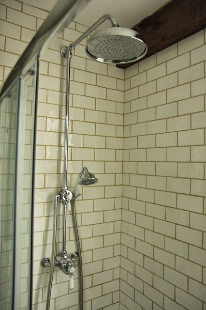shower via Modern Country Style