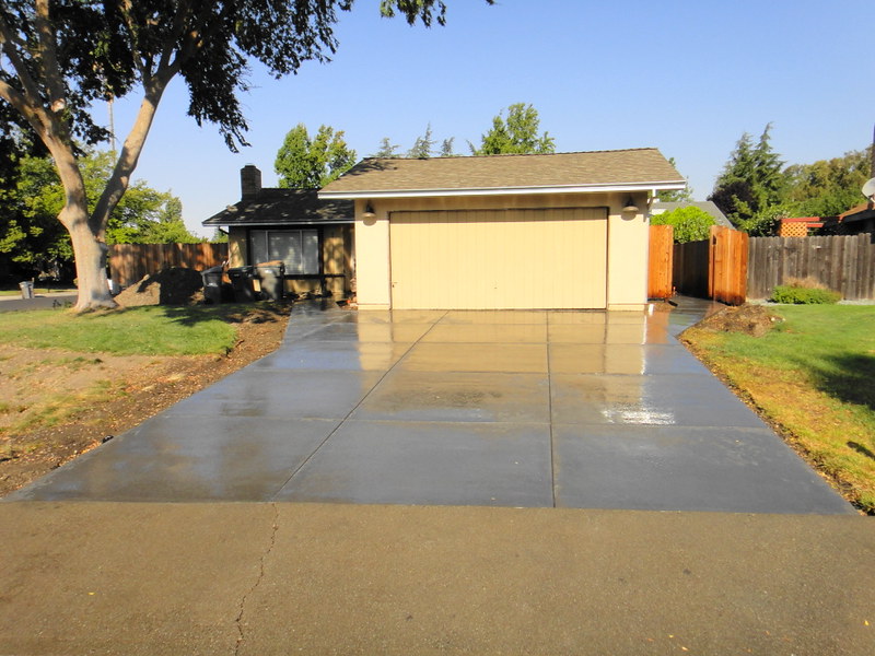 Salt Finish Driveway With Light Grey Color In West Sacramento