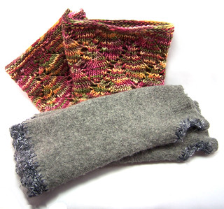 Cowl and Wrist Warmers by Deni Dantis