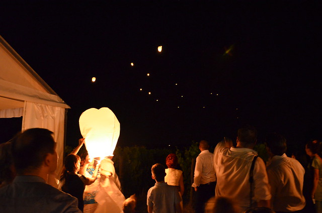 wedding_france_reception_lanterns