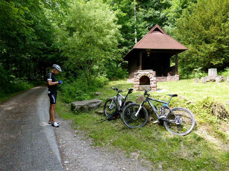 Taking a drinks break while cycling in the forest from Leiman to Neckargemund